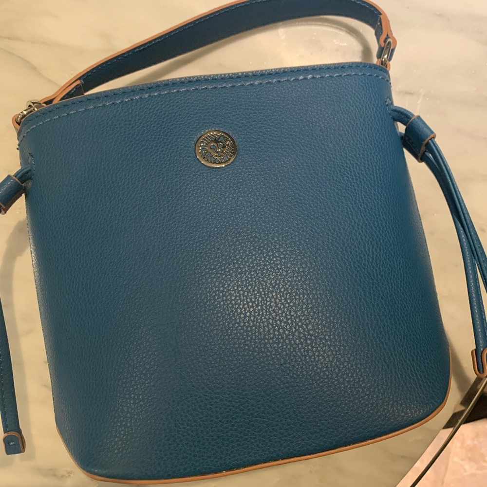 Small brand new without tags Anne Klein Bag (Crossbody + Top Handle)